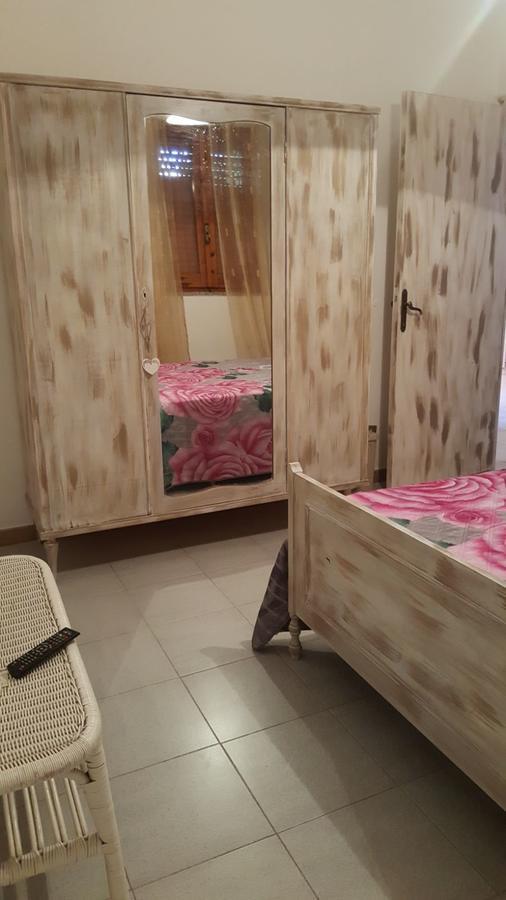 B&B Le Peonie Badesi Εξωτερικό φωτογραφία