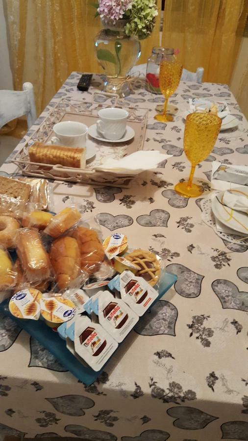 B&B Le Peonie Badesi Εξωτερικό φωτογραφία